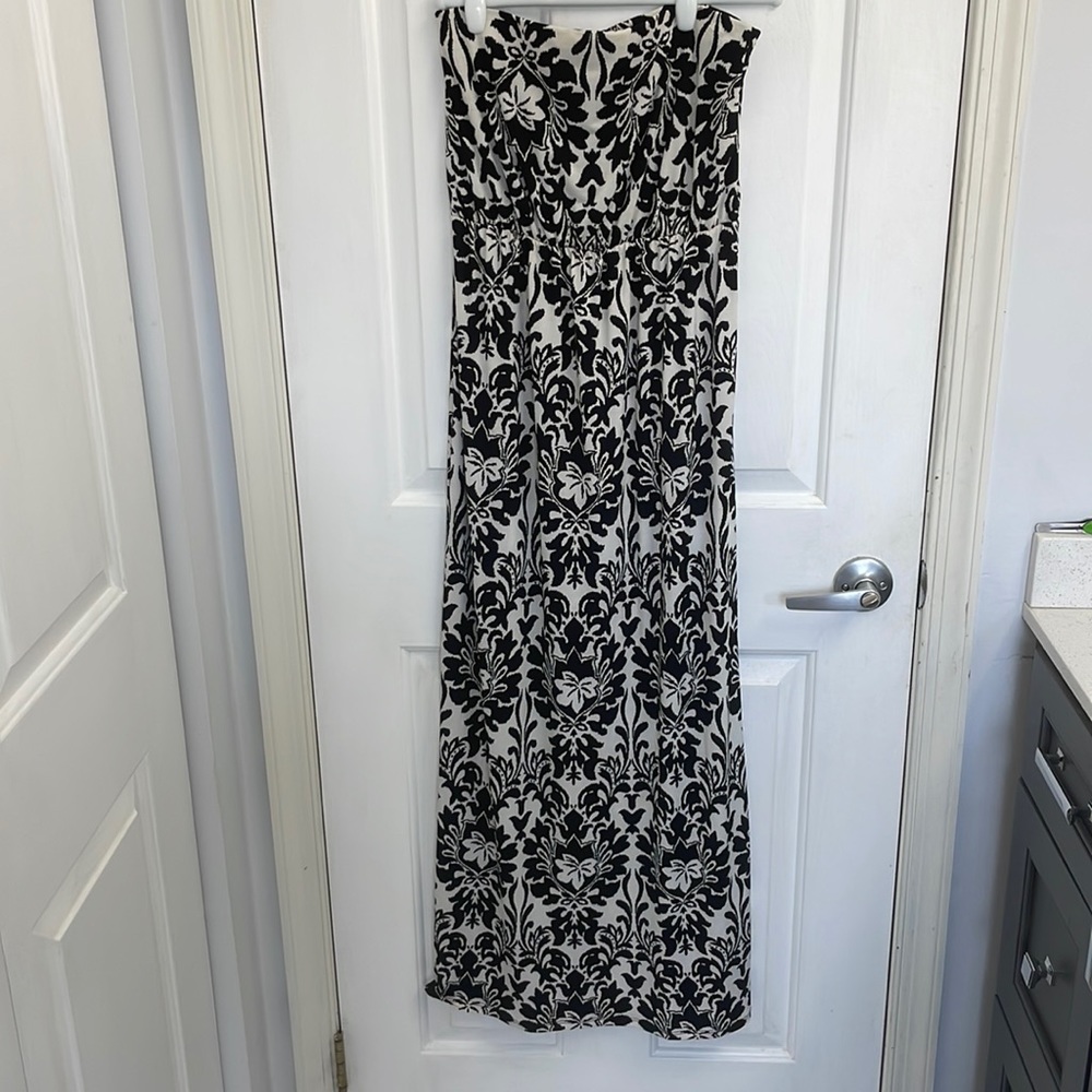 Women’s flower patterned maternity maxi dress size small
